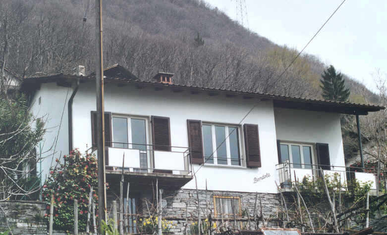 Front.jpg (583367 bytes)